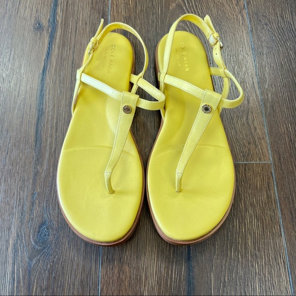 COLE HAAN FLORA THONG SUNSET GOLD LEATHER YELLOW SZ 8.5 - Picture 2 of 7